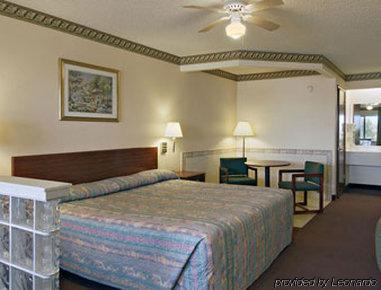 Super 8 Donna Hotel Quarto foto